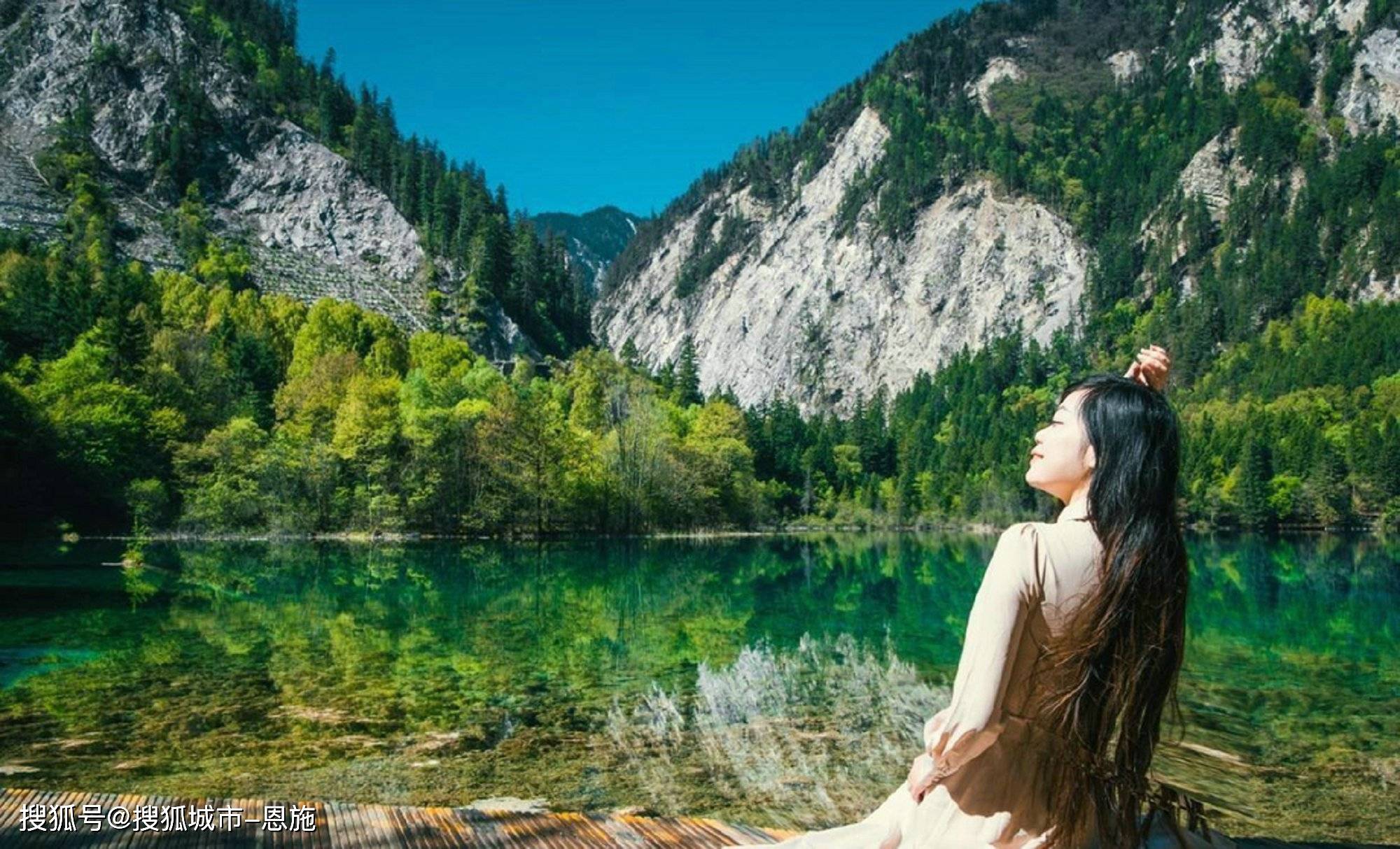 四川旅游推荐,当地团导游-小雅:131 5853 5578(加他微信-立减200)免费