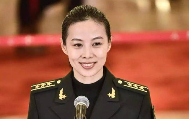 王亚平:为飞天曾狠心拒绝丈夫生育要求,航天人的爱情浪漫又心酸_赵鹏