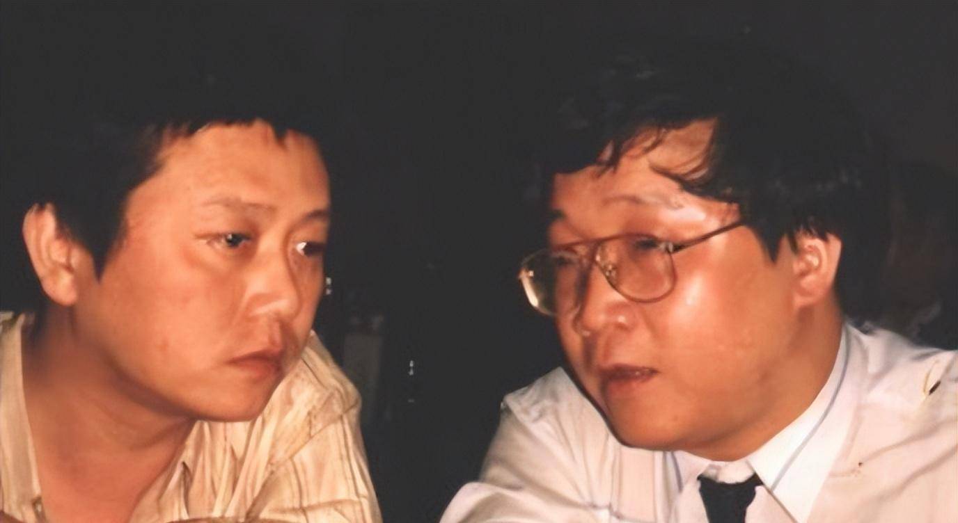 拒认亲儿子25年,晚年想看孙子,巴图回怼英达:没必要