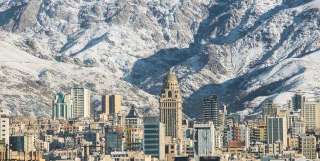 伊朗为啥选择德黑兰当首都?易守难攻之地,若遭遇入侵可随机应变