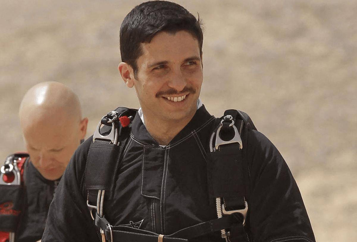 陪伴患癌症丈夫不离不弃,宫斗失败遁走海外_国王_哈姆扎_阿卜杜拉