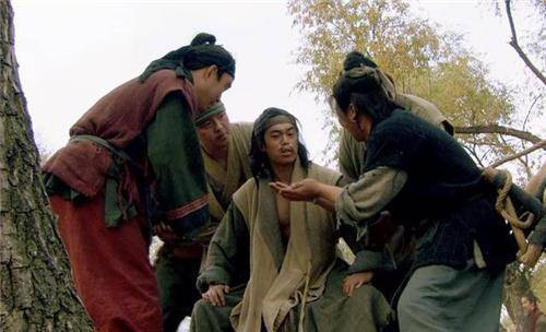 水浒中杨志丢的10万贯生辰纲,放到现在来看的话,相当于多少钱?