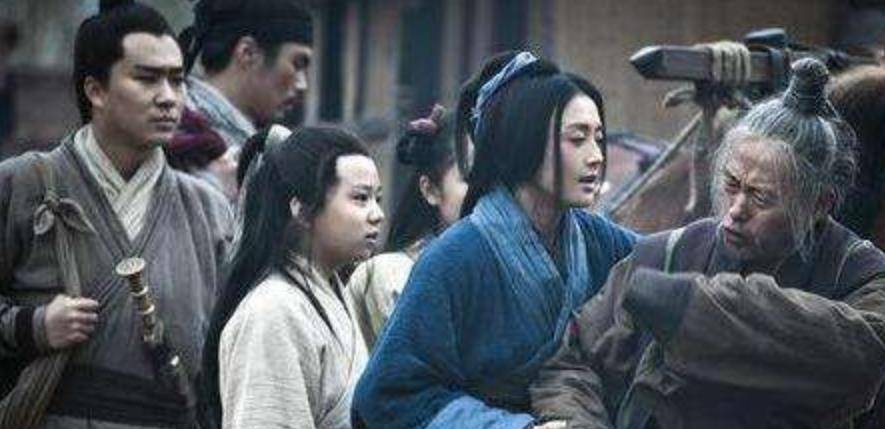 吕雉害了戚夫人后,刘邦长子急忙认妹妹为母亲,13年后发现真高明