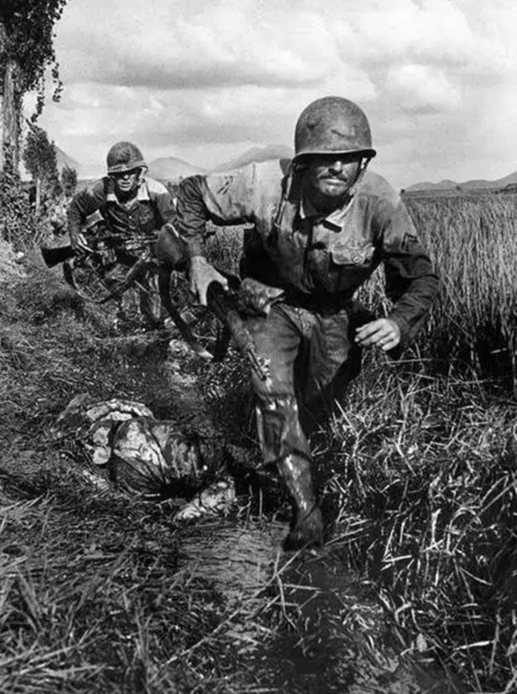 蔡兴海:发明"打空爆"玩法,9人干掉400人,美军以为高科技