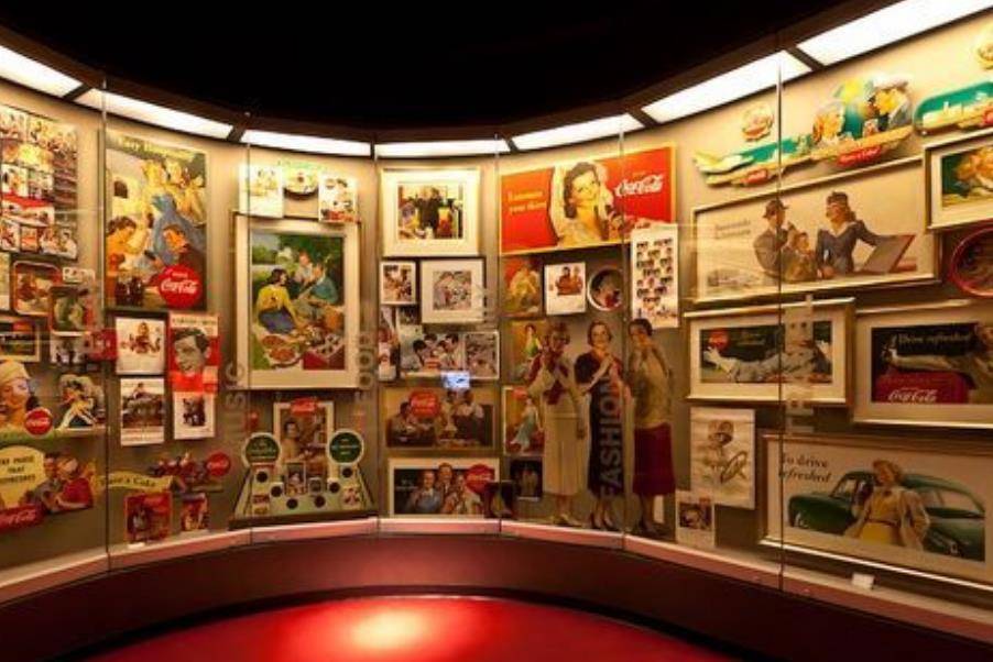 2015年,世界上的第三个可口可乐博物馆在成都开放后,薛枭通过自身的