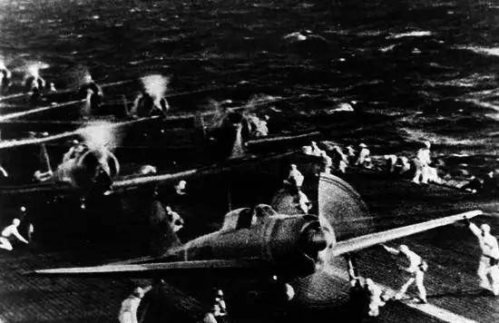 太平洋战争中最关键的5分钟,究竟是什么原因导致的?