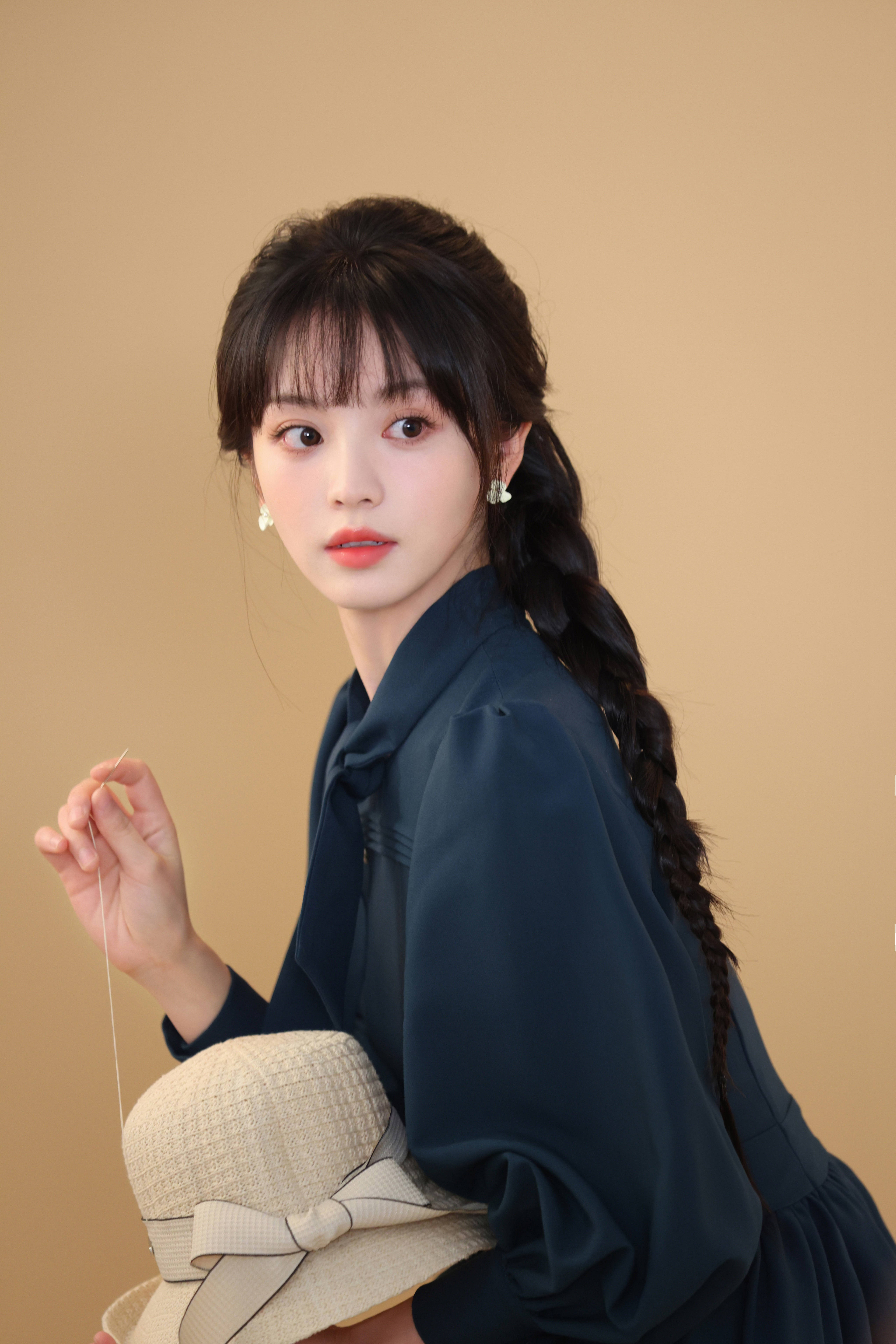 田曦薇,这甜美谁能抗拒啊!