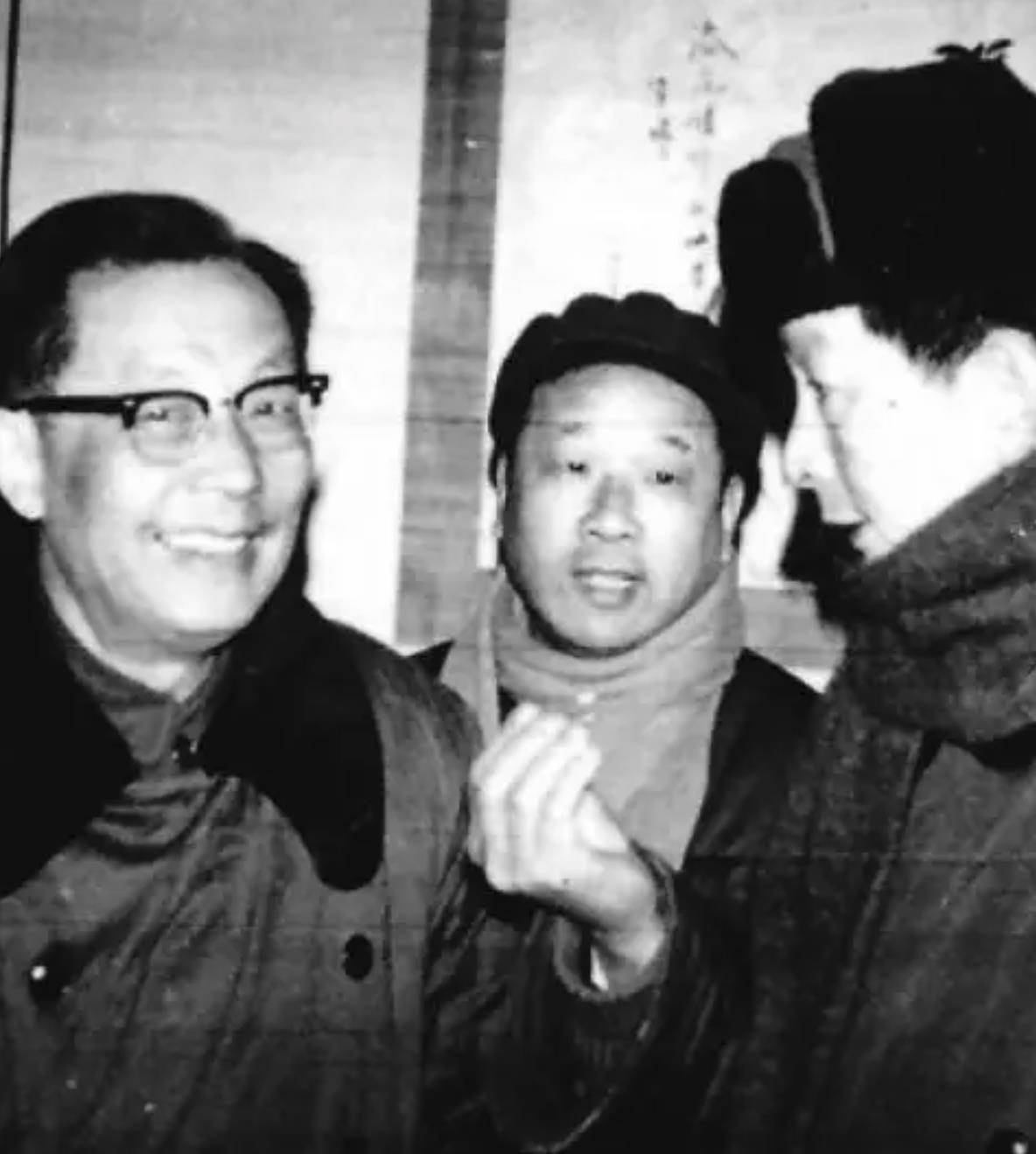 他是安徽原省长,支持包产到户,不忘初心,儿媳是谷牧同志的女儿