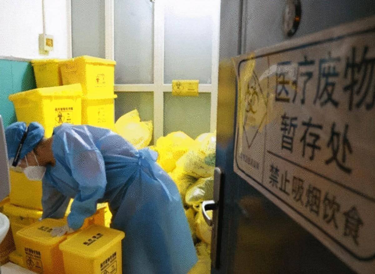 1992年,山西一工人捡到亮晶晶圆柱,一月之内家中3人惨死