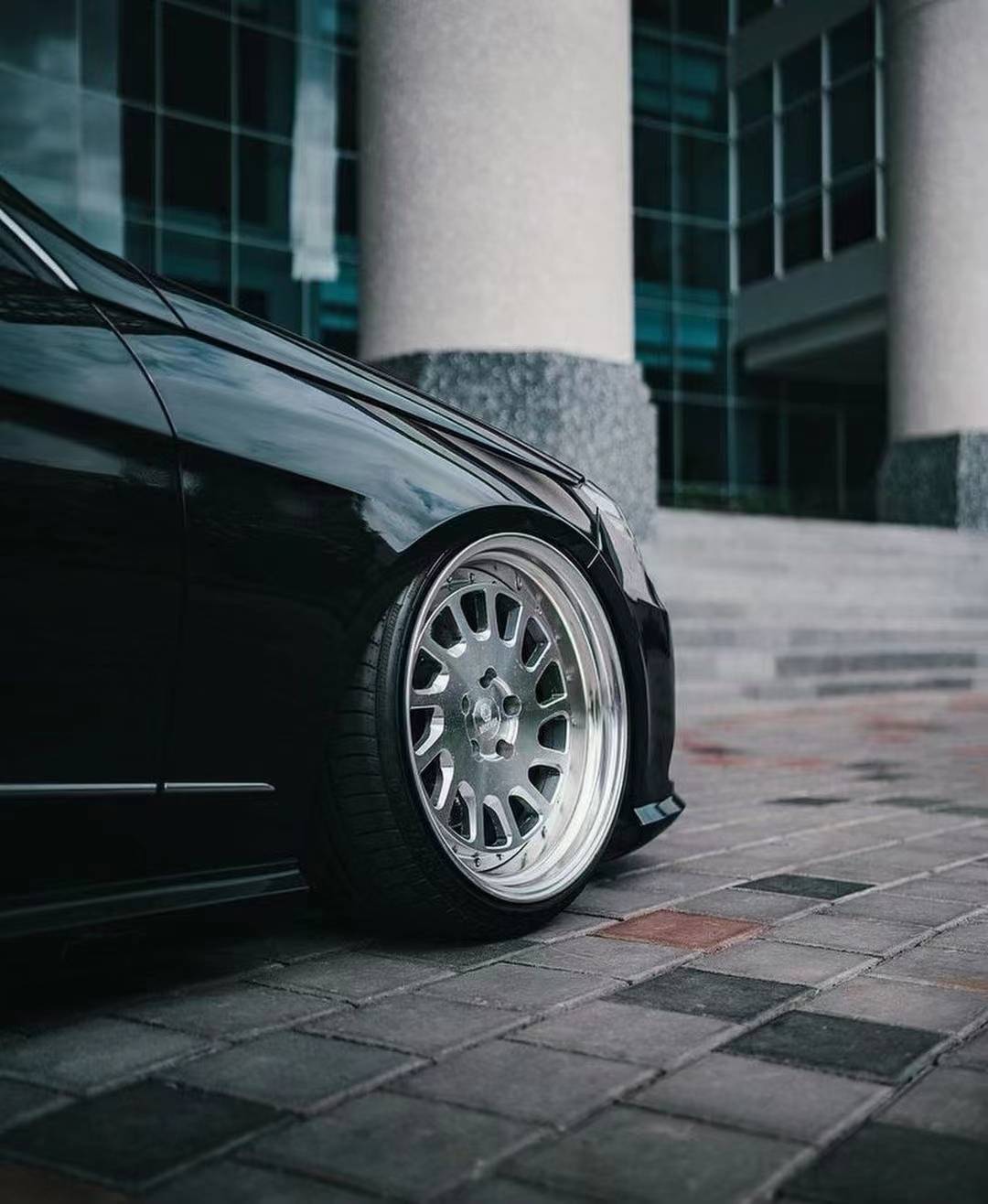 灵魂姿态 奔驰e级w212改装airbft气动避震低趴姿态