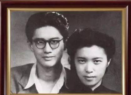 龚澎:和乔冠华结婚前收到前夫的遗书,去世后,女儿替她看望前夫