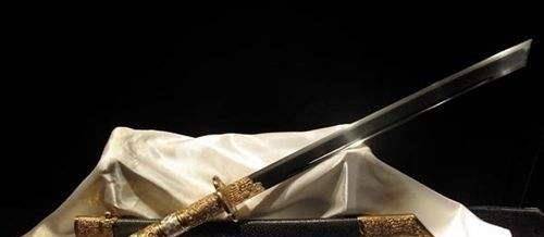 中国十八般兵器,有几样欧洲三大帝国也有,还是军中王牌_军队_法兰克