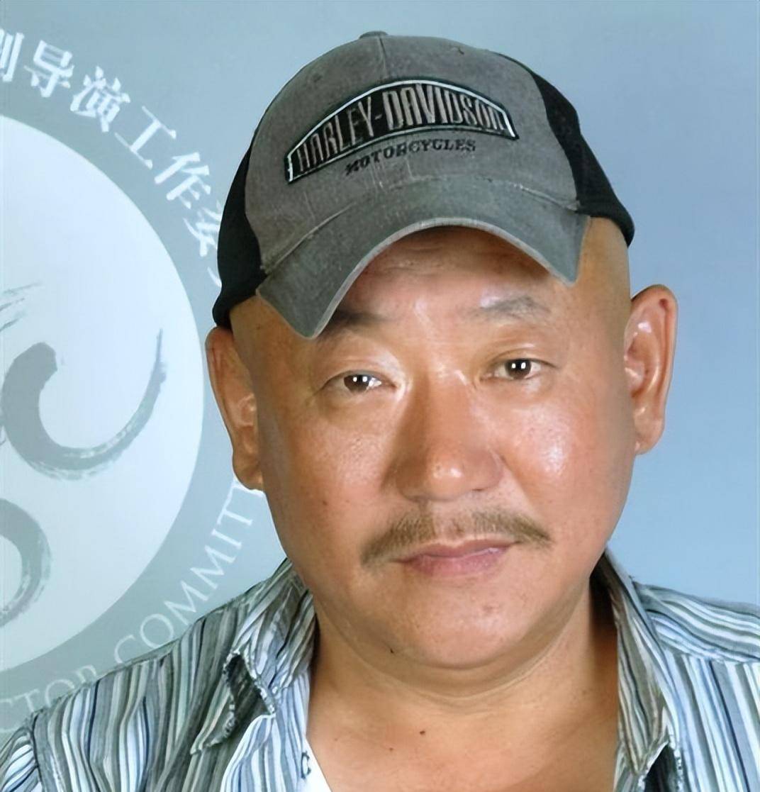 东北大叔甲继海:30多岁成为百万富翁,52岁娶20岁俄罗斯美女! !