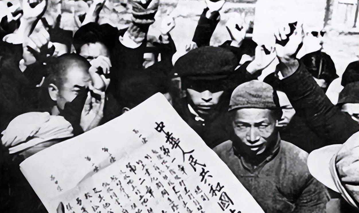 秋园曾经裹过小脚,大儿子子恒又在上学,剩下的孩