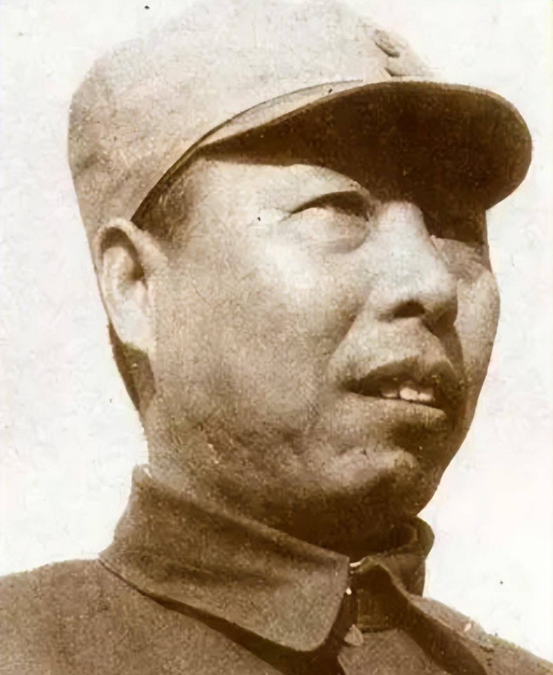 65年倪志亮见到老部下,滕海清感慨:我是通信排长时,你还打过我