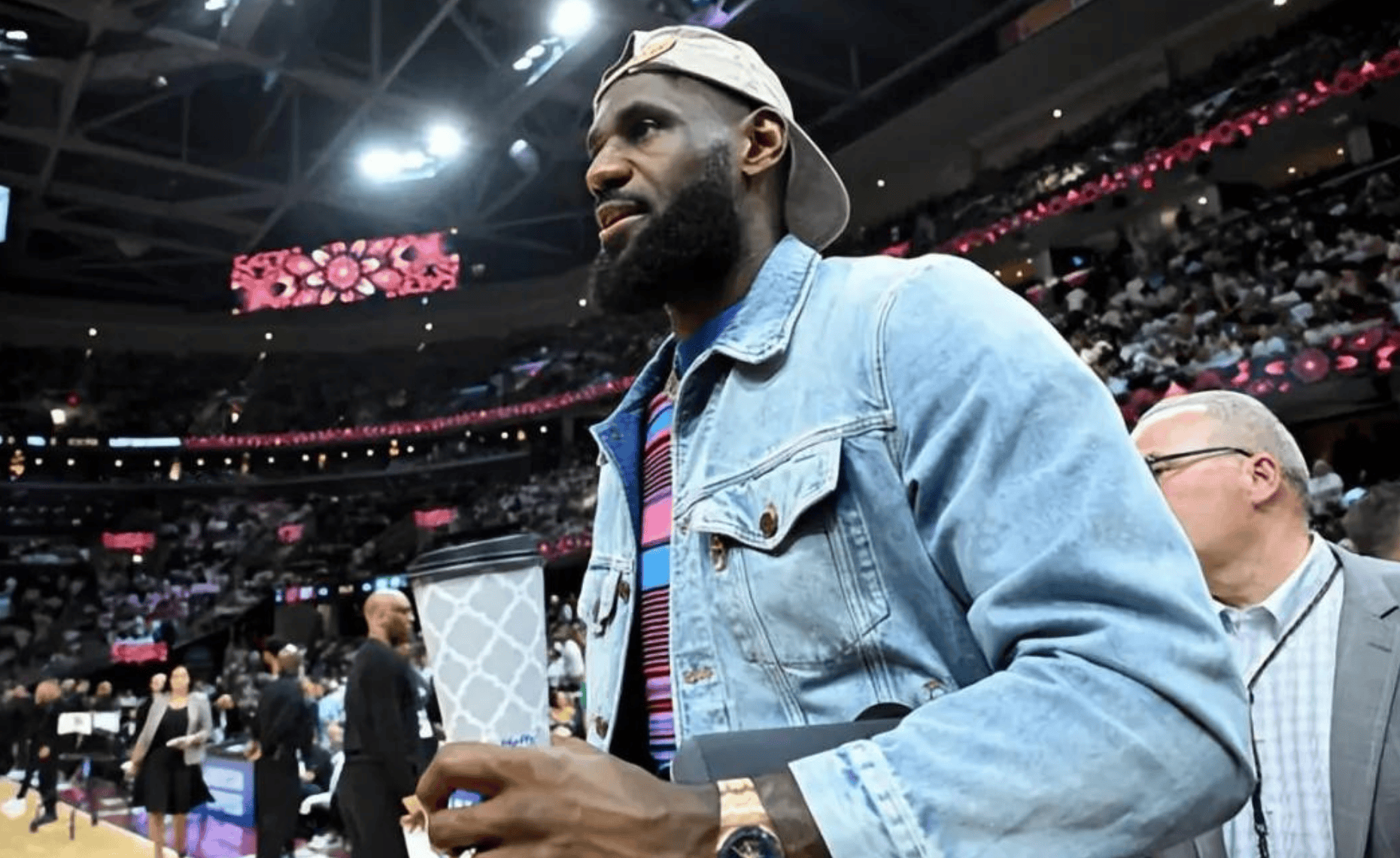 主帅亲临,联合试训比赛火箭确定目标, 两大体测赢家或空降休城