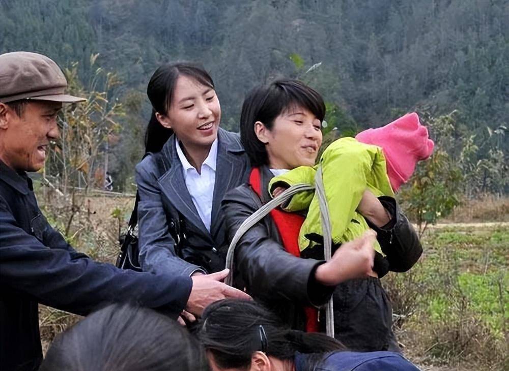 门外之见:平民平和平视平等—电视剧《远山的红叶》观后