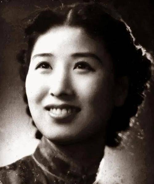 真实《色戒》之郑苹如,最早发现汪精卫可能是叛徒
