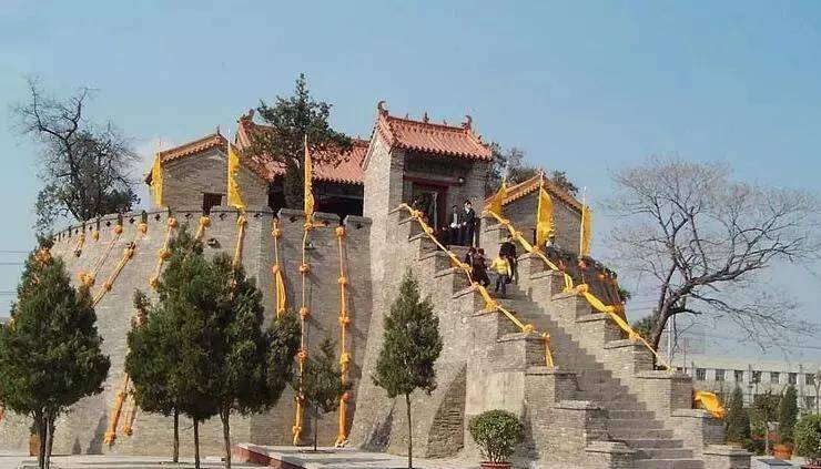 "高祖王亥"新考