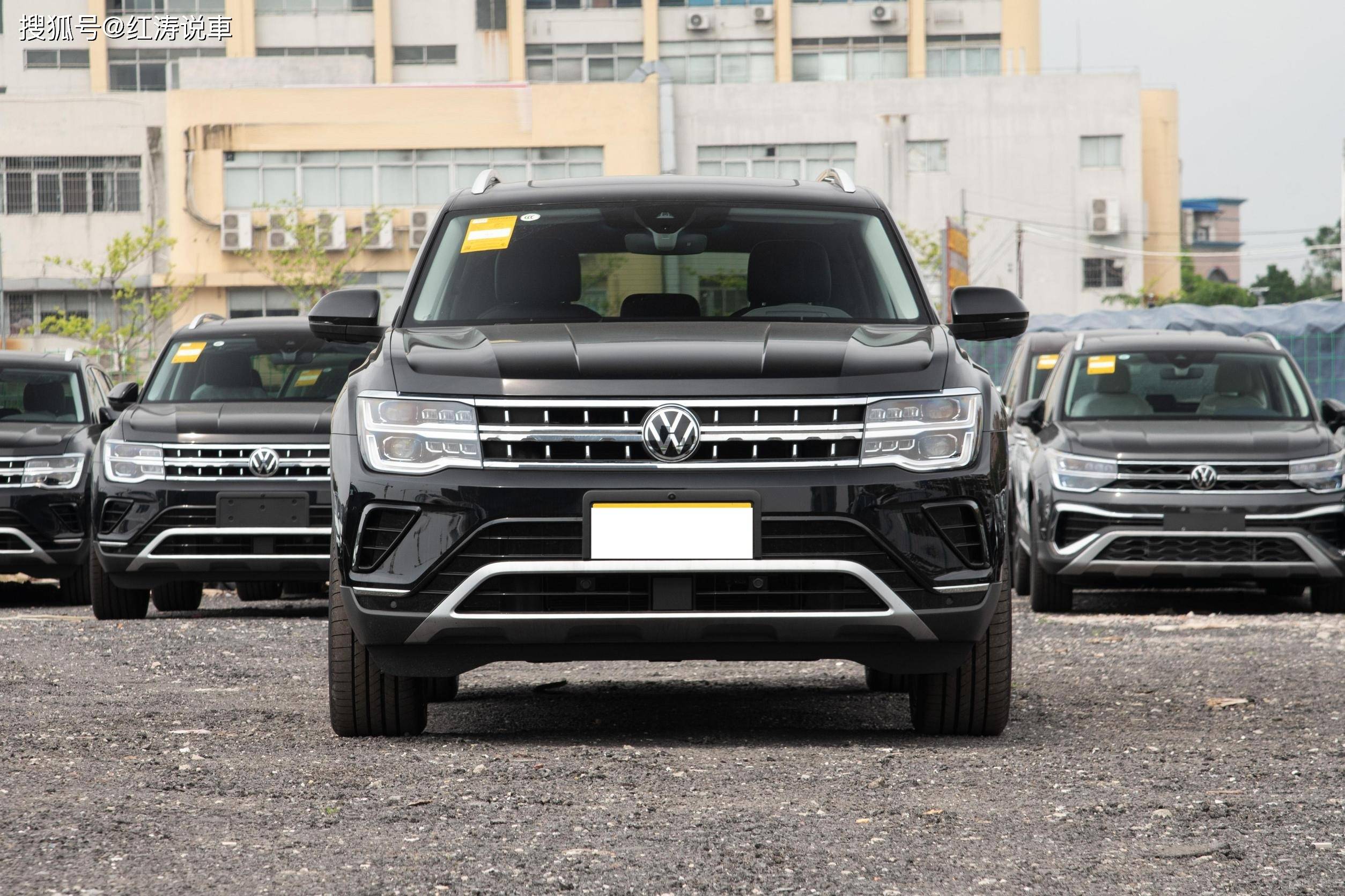 大众途昂出众款:售24.90万元起,大块头很霸气,7座布局
