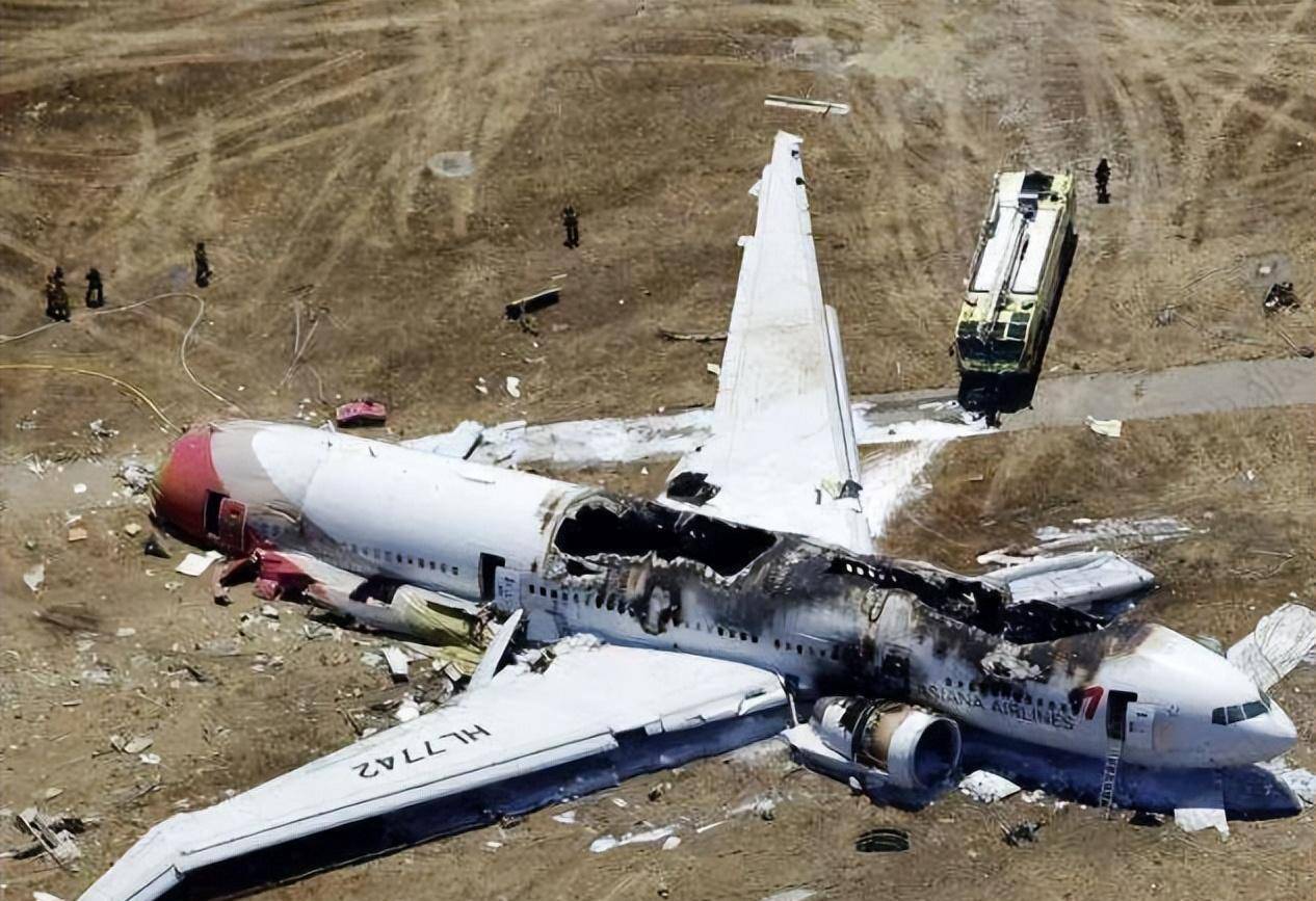盘点波音767的全部空难图片