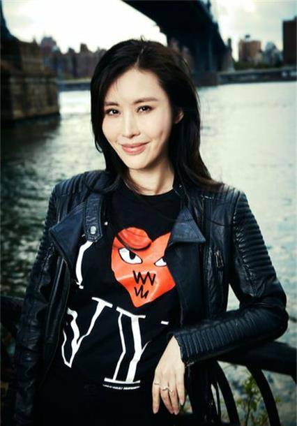 贵族田朴珺?靠夫上位,独立女性人设,办贵族学校,实则圈钱作势