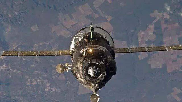 10 飞机 直升机 640_358