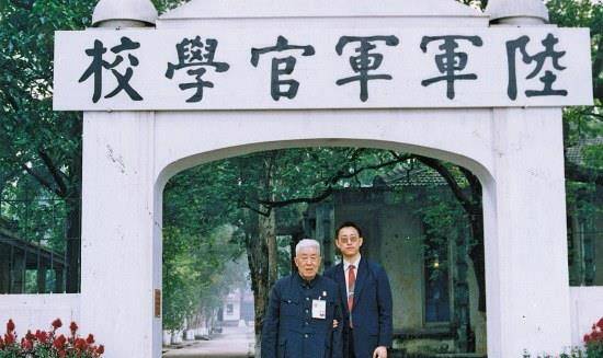 黄埔名将之十二:老实人郑洞国_日军_率部_石门