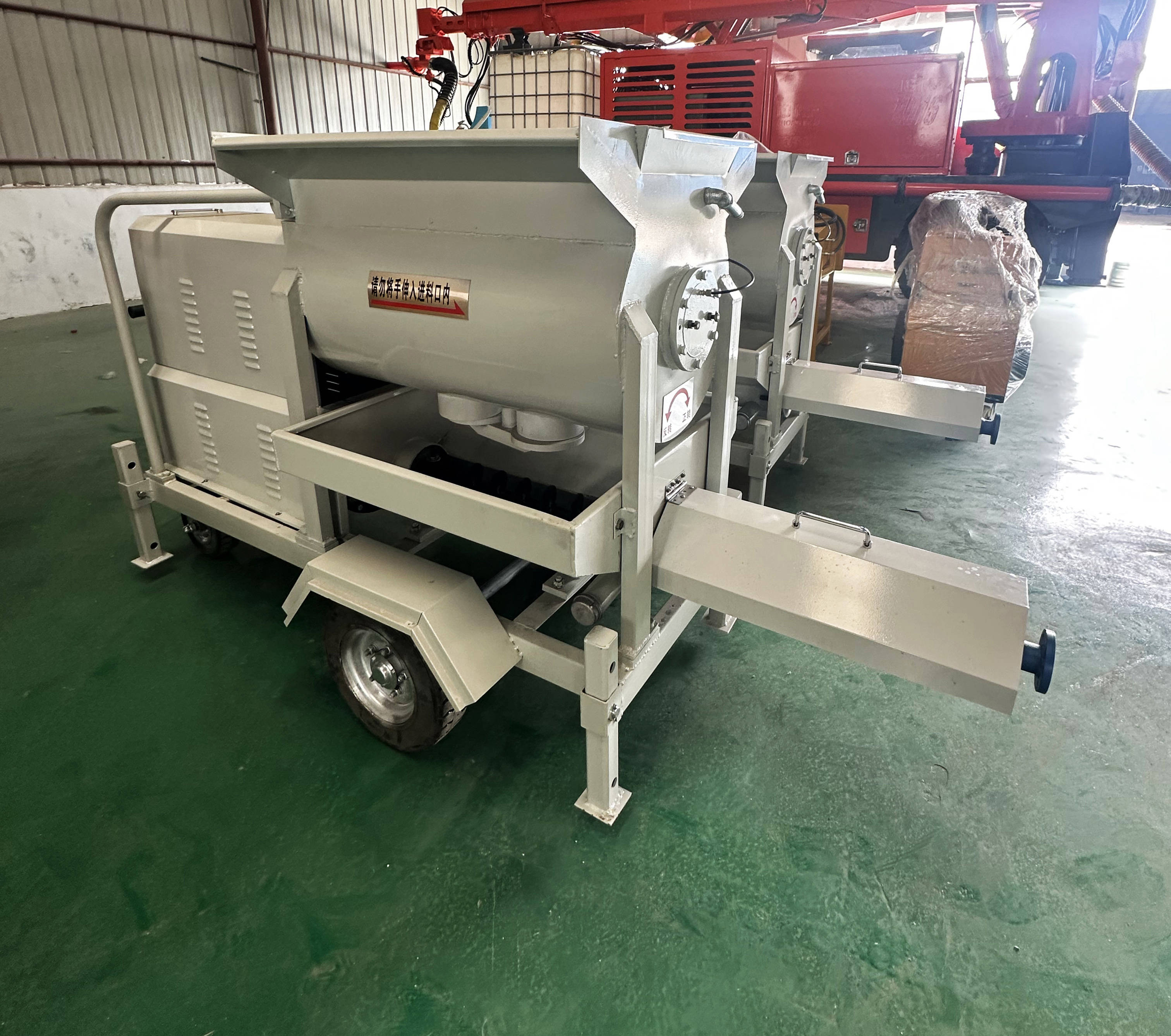 螺杆式水泥砂浆压浆灌浆泵在隧道铁路,公路桥梁,城市地铁等领域中广泛