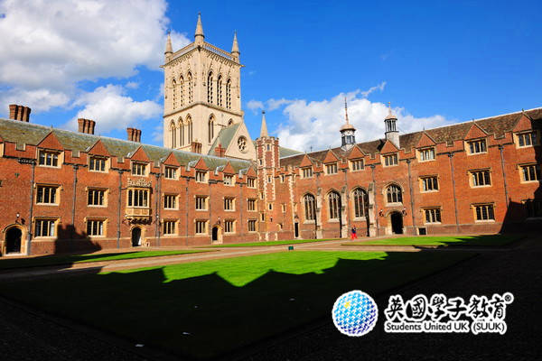 qs前百英国大学2025申请开放时间预测