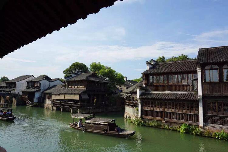 杭州十大必游景点推荐,当地知名导游详细解说,旅游攻略必备_历史_文化