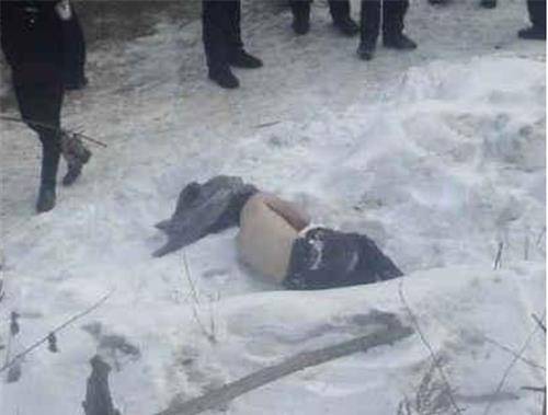 人在冻死之前,为何会反常地脱掉衣服,面带微笑等待死亡?
