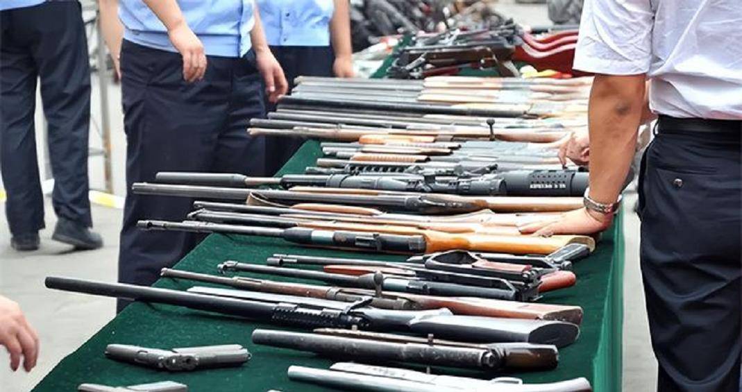 中国为何要禁枪?29年前湖南两村械斗,5000人参战步炮协同作战