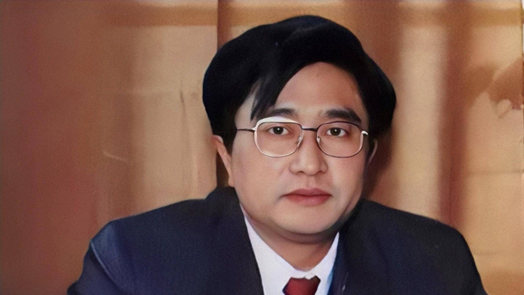 1997年,44岁的马向东当选为沈阳市常务副市长,成为沈阳市最年轻的省管
