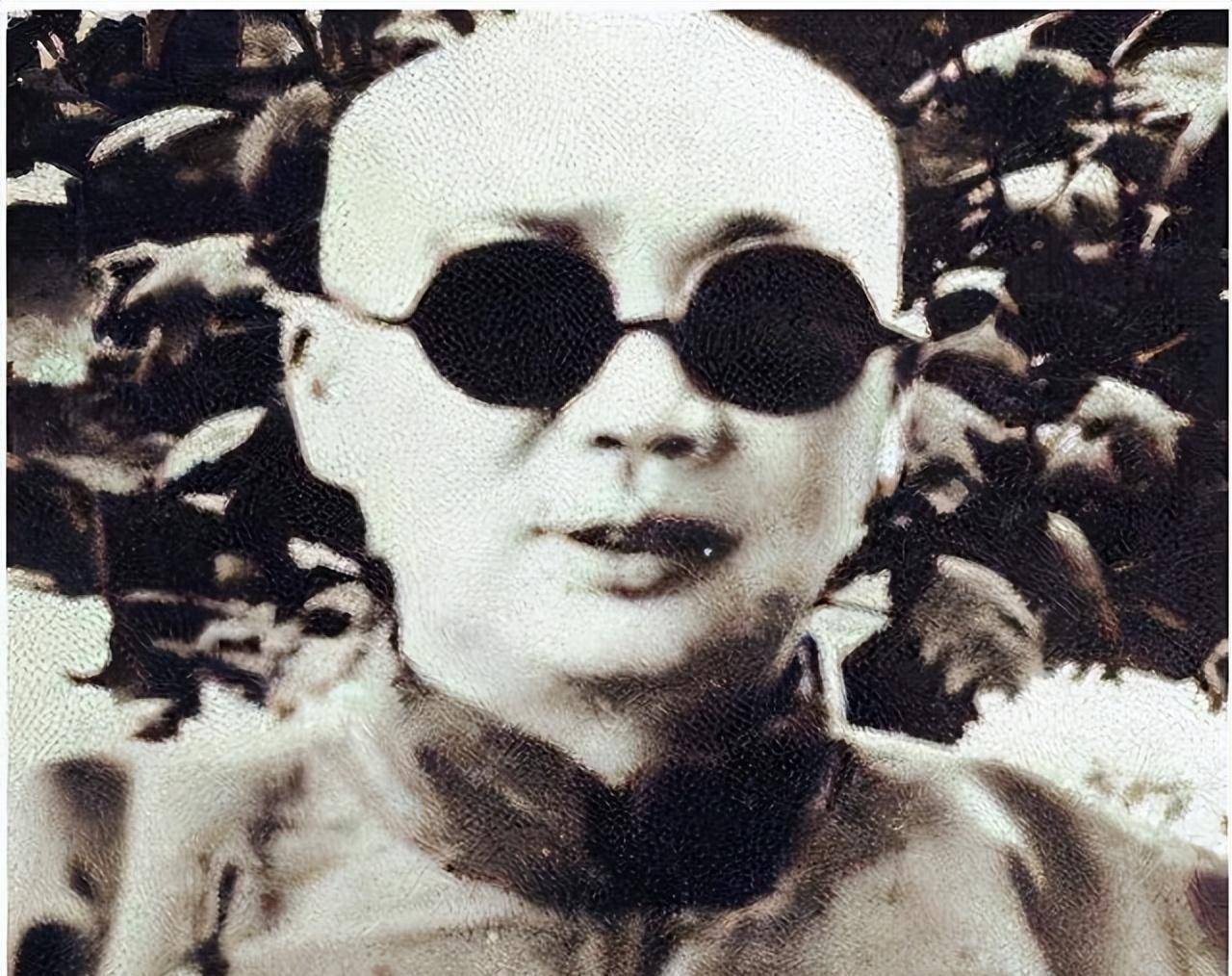 末代太监孙耀庭:夜晚伺候皇帝的女人时,鞋里都要放一个苍耳!