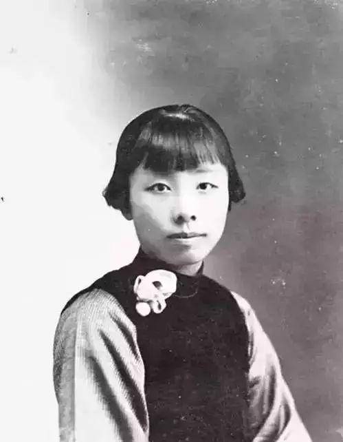 中年目盲,晚年瘫痪,陈寅恪如何生存?妻子:生死相随,从未离开