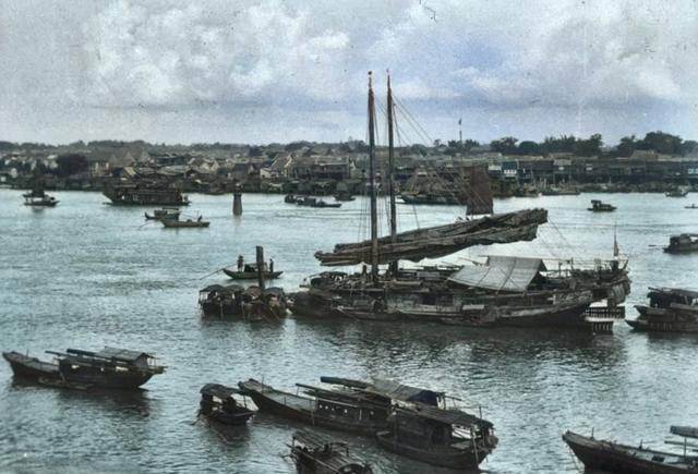 晚清广东老照片,沙面西桥,珠江码头,广州人像以及大户人家客厅