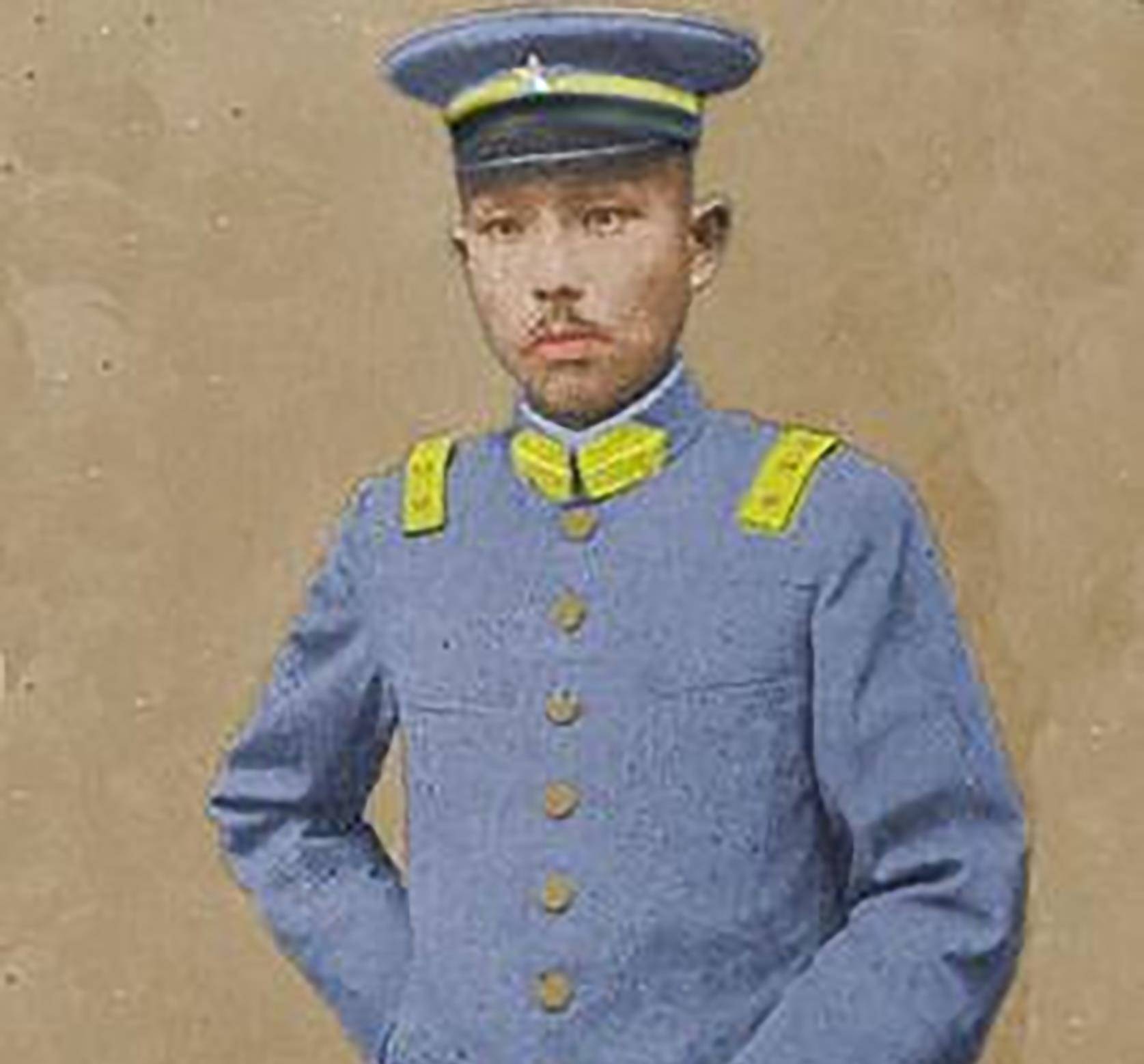 刘湘环顾四周,此时的形势已经发生了微妙的变化,刘文