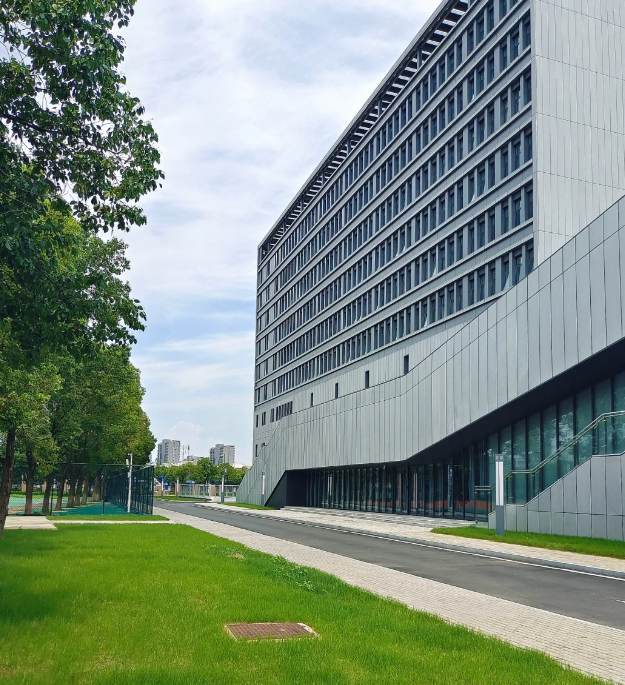 武汉工程大学全日制自考本科助学班毕业是否可以参加考研和公务员考试