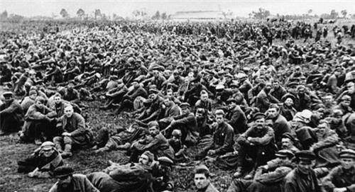 二战美国唯一被判处死刑的逃兵,被枪决两次,七位总统都不赦免他