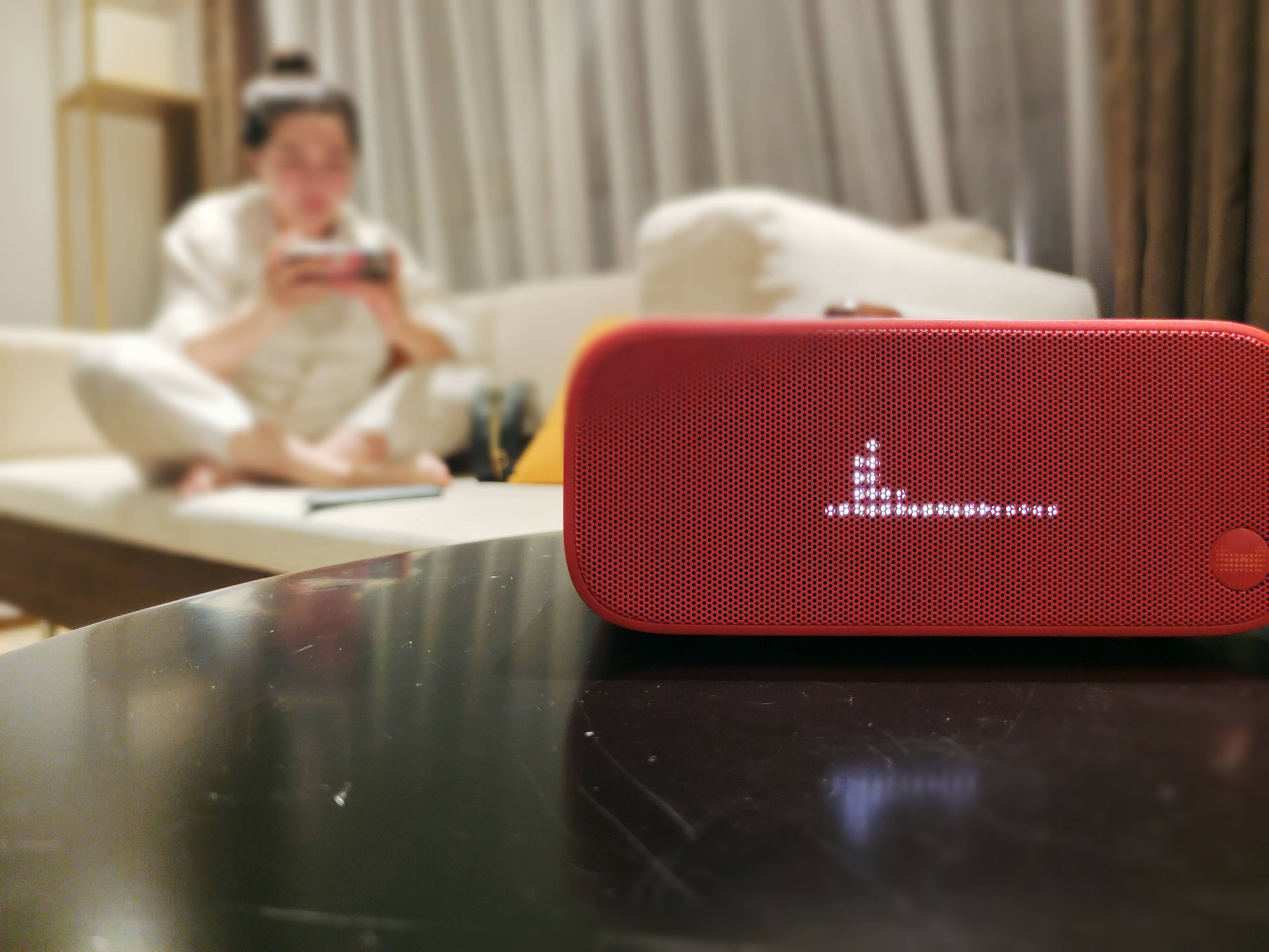 窝家畅游网上冲浪，首选锐捷雪豹BE50电竞路由器