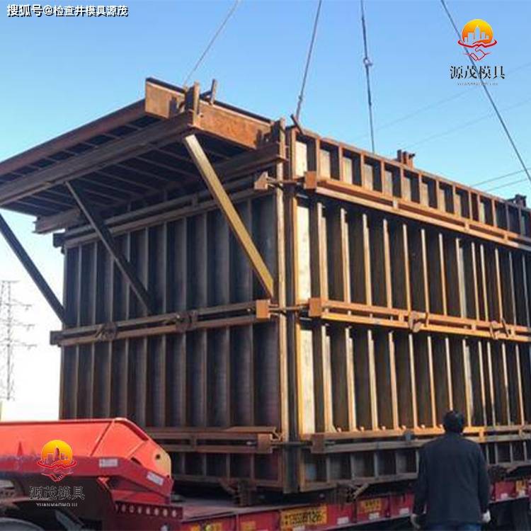 目前,第三代水泥活动房模具是最常使用的一种,其尺寸可以在一定范围内