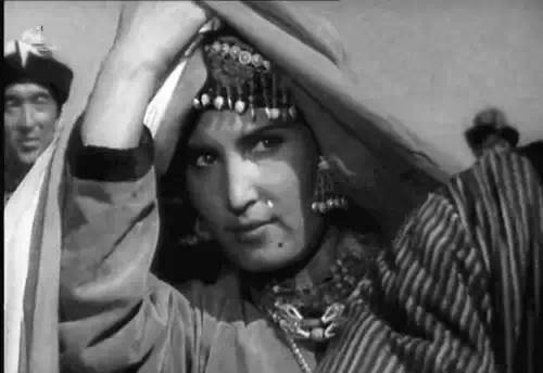 《冰山上的来客》假古兰丹姆:演女特务太成功,被当成真特务批斗