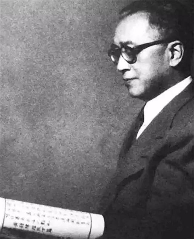 朋友上门感谢胡适接济,谁料气坏江冬秀,质问胡适:竟敢藏私房钱