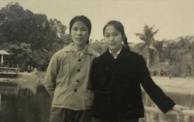 左权之女左太北:因家贫不安防盗门,19年去世三任总理送花圈致哀