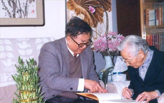 "华夏女寿星"106岁雷洁琼养生秘诀:3个"不",得天助