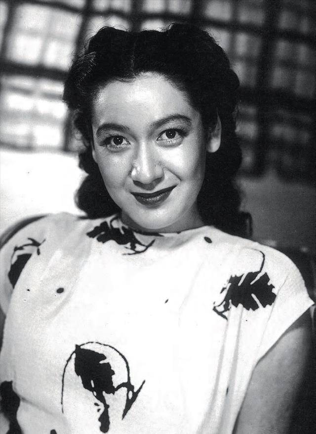 "昭和女神"原节子,为国家被献给麦克阿瑟,终生未婚,活到95岁