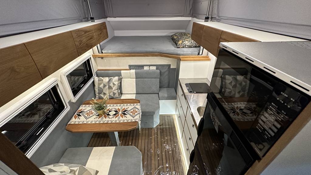 旅美奇域f150u四驱越野房车外观内饰合集