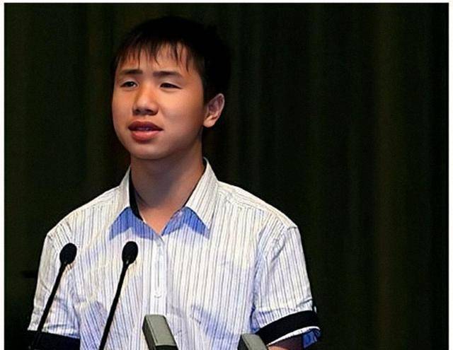 抗震救灾小英雄雷楚年,本该前程一片大好,为何多年后竟锒铛入狱