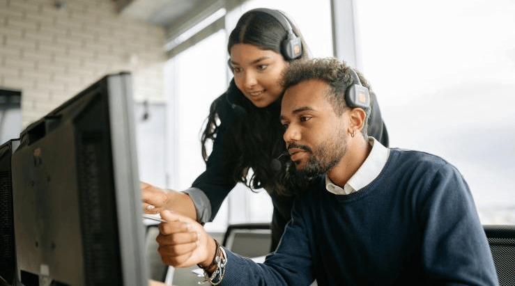 做跨境想超越你的同行?几句话告诉你海外客服外包重要性